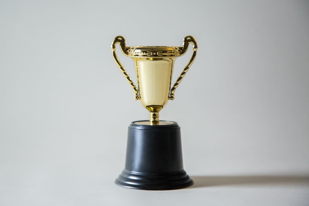 goldener Pokal
